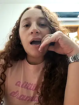 Mistik red online show from October 2025 11:58:02 PM