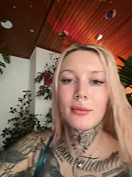 Snapshot of Stella-Kink chatting on January 2025 11:34:01 AM Stella-Kink online show from January 2025 11:34:01 AM