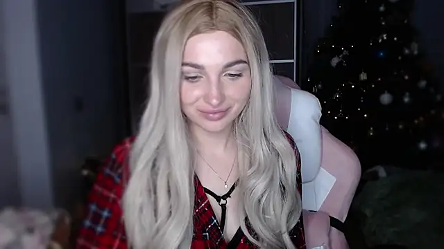 Snapshot of Yoda21 chatting on December 2024 04:48:02 PM Yoda21 online show from December 2024 04:48:02 PM