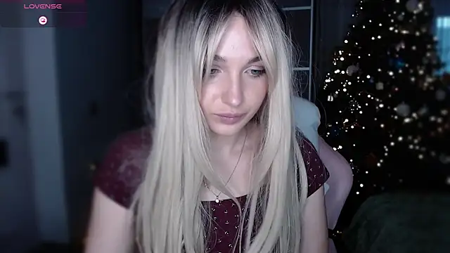 Snapshot of Yoda21 chatting on December 2024 01:49:02 PM Yoda21 online show from December 2024 01:49:02 PM