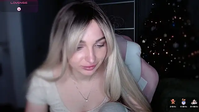 Snapshot of Yoda21 chatting on December 2024 04:19:01 PM Yoda21 online show from December 2024 04:19:01 PM