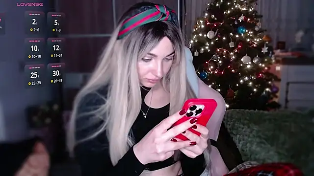 Snapshot of Yoda21 chatting on January 2025 07:13:01 PM Yoda21 online show from January 2025 07:13:01 PM