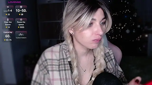 Snapshot of Yoda21 chatting on January 2025 04:30:02 PM Yoda21 online show from January 2025 04:30:02 PM