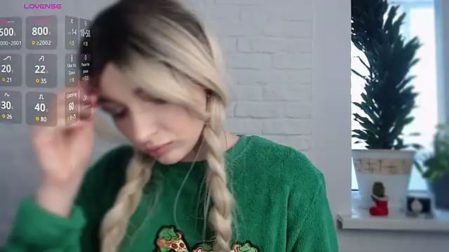 Snapshot of Yoda21 chatting on January 2025 01:28:01 PM Yoda21 online show from January 2025 01:28:01 PM