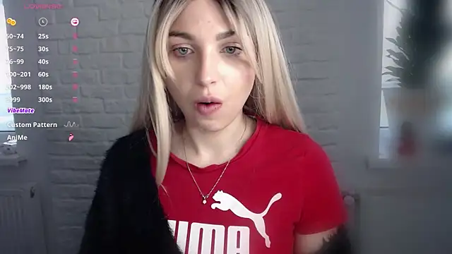 Snapshot of Yoda21 chatting on January 2025 01:49:01 PM Yoda21 online show from January 2025 01:49:01 PM