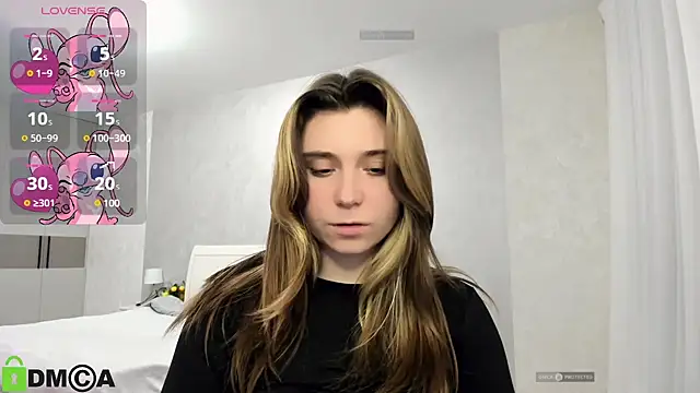 SweetMonicka online show from December 2024 04:39:01 PM