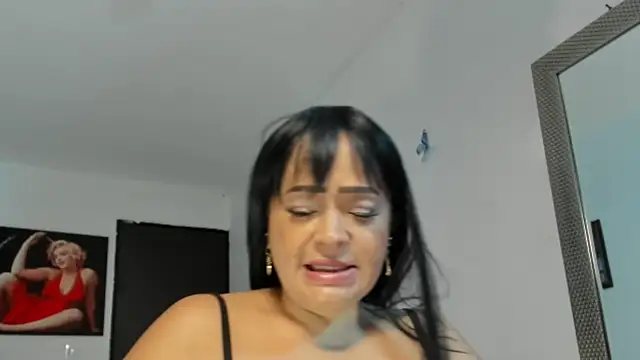 Snapshot of seleneh chatting on April 2026 08:04:01 PM seleneh online show from April 2026 08:04:01 PM