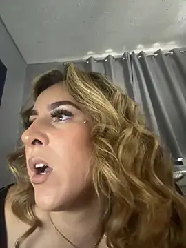 Miss emilee online show from October 2025 12:03:02 PM