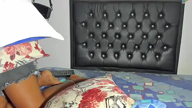 miss-jackson1 online show from January 2025 02:27:01 AM