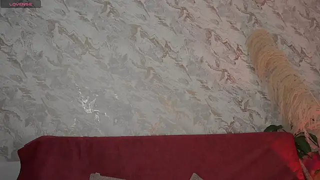 roselinedior online show from September 2025 01:15:02 PM