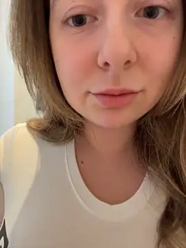 curvyflawless online show from May 2026 10:09:02 AM