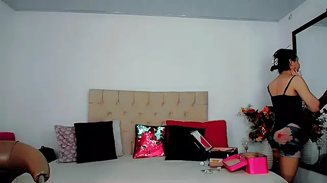 maria camilacms online show from October 2025 03:47:02 PM