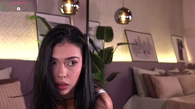 ElleDiane online show from June 2026 09:53:02 PM