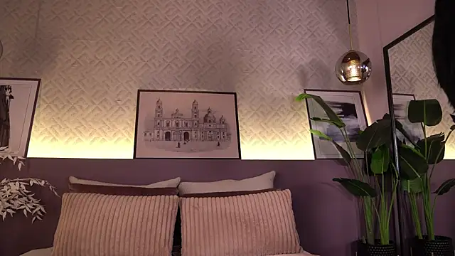 ElleDiane online show from July 2026 12:13:01 AM