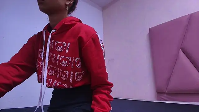 arl chloee online show from October 2025 03:03:02 AM