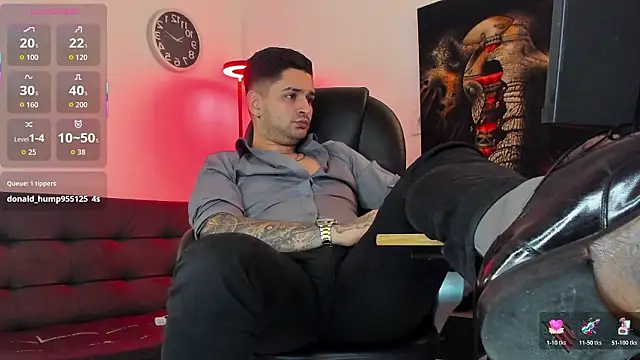 Snapshot of Nicolas_Fellener chatting on March 2026 07:15:01 AM Nicolas Fellener online show from March 2026 07:15:01 AM