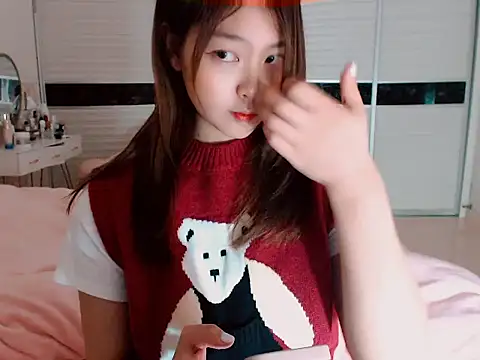 Snapshot of -Lucky_Girl chatting on December 2024 10:49:01 AM -Lucky Girl online show from December 2024 10:49:01 AM