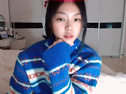 Snapshot of -Lucky_Girl chatting on January 2025 09:22:01 AM -Lucky Girl online show from January 2025 09:22:01 AM