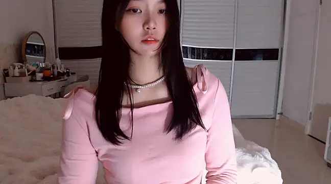 Snapshot of -Lucky_Girl chatting on January 2025 11:13:01 AM -Lucky Girl online show from January 2025 11:13:01 AM