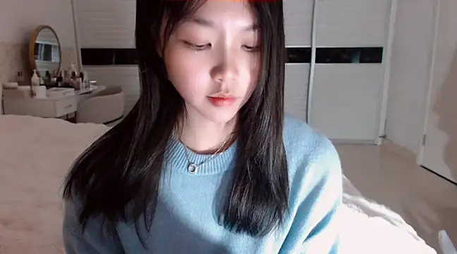 Snapshot of -Lucky_Girl chatting on March 2025 03:37:01 PM -Lucky Girl online show from March 2025 03:37:01 PM