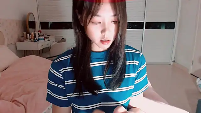 -Lucky Girl online show from April 2026 01:02:01 PM