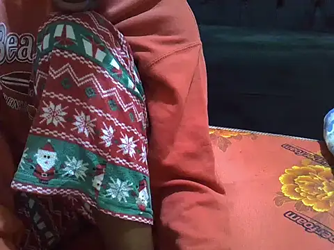 Snapshot of sweet_veee chatting on November 2025 07:23:02 PM sweet veee online show from November 2025 07:23:02 PM