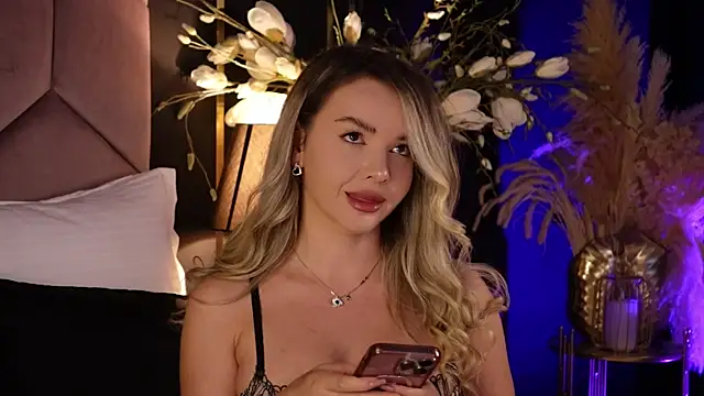 Snapshot of KatyaBelle chatting on September 2025 07:46:02 PM KatyaBelle online show from September 2025 07:46:02 PM