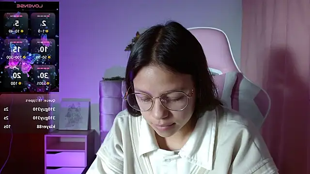 Snapshot of SamanthaRoldaan chatting on February 2025 12:08:02 AM SamanthaRoldaan online show from February 2025 12:08:02 AM