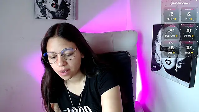 Snapshot of SamanthaRoldaan chatting on March 2025 01:01:01 PM SamanthaRoldaan online show from March 2025 01:01:01 PM
