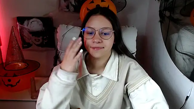 SamanthaRoldaan online show from October 2025 02:18:02 PM