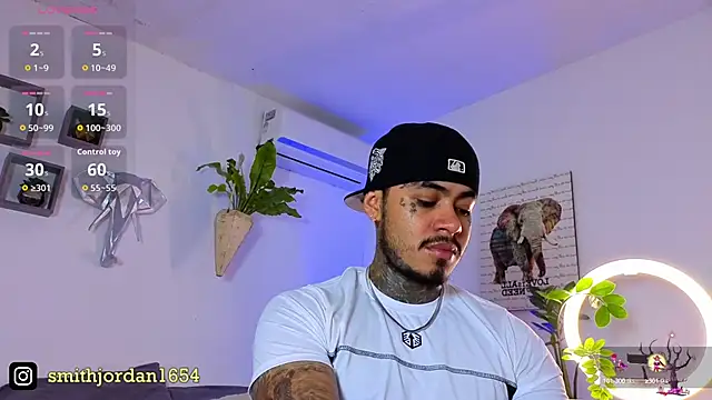 JordanSmiith  online show from October 2025 08:40:02 PM