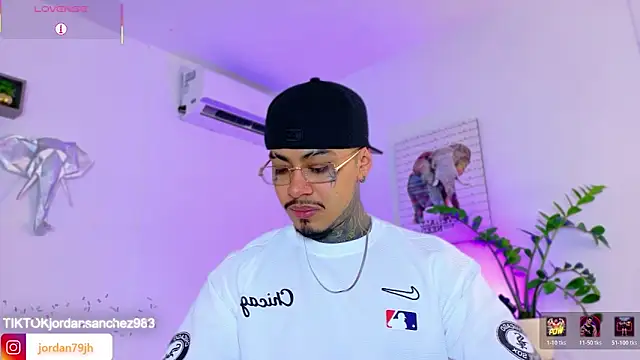 JordanSmiith  online show from April 2026 09:34:01 PM
