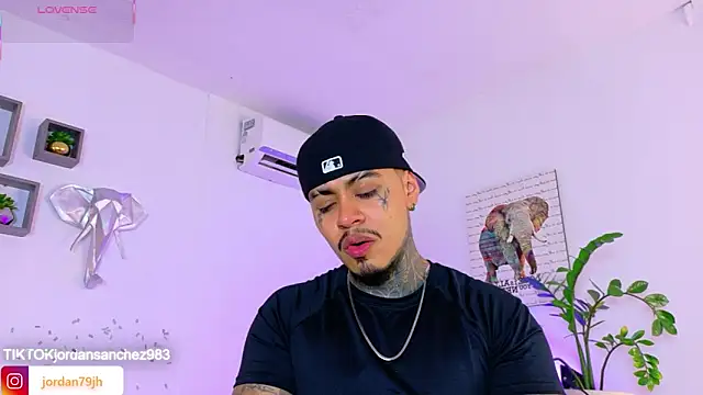 JordanSmiith  online show from May 2026 08:50:02 PM