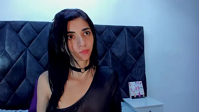 Snapshot of Linisprincehot69 chatting on January 2025 09:40:02 AM Linisprincehot69 online show from January 2025 09:40:02 AM