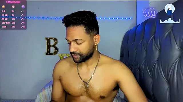 Snapshot of bbcblackhot34 chatting on March 2026 02:28:02 AM bbcblackhot34 online show from March 2026 02:28:02 AM