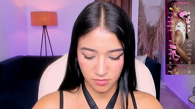 Snapshot of Antonella_Grayy chatting on February 2025 05:09:01 PM Antonella Grayy online show from February 2025 05:09:01 PM
