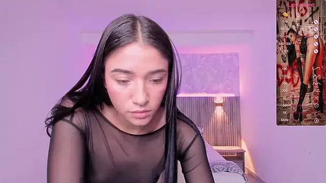 Snapshot of Antonella_Grayy chatting on March 2025 02:07:02 PM Antonella Grayy online show from March 2025 02:07:02 PM
