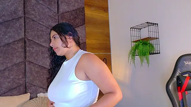 Snapshot of eva_daemon chatting on March 2026 11:39:02 AM eva daemon online show from March 2026 11:39:02 AM