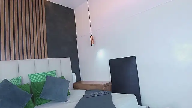 Snapshot of eva_daemon chatting on March 2026 11:49:02 AM eva daemon online show from March 2026 11:49:02 AM