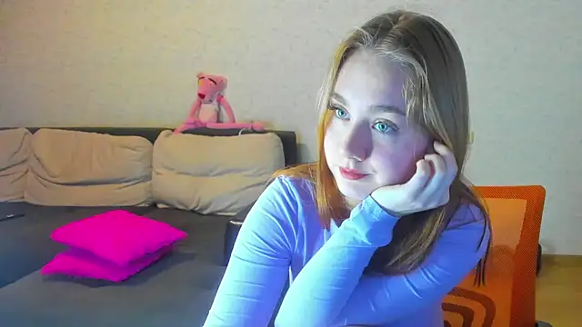 Snapshot of natali2550 chatting on January 2025 02:03:01 AM natali2550 online show from January 2025 02:03:01 AM