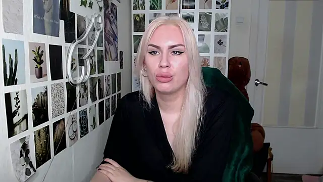 Snapshot of CapriScorpion chatting on October 2025 02:26:02 PM CapriScorpion online show from October 2025 02:26:02 PM