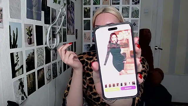 Snapshot of CapriScorpion chatting on October 2025 01:58:01 PM CapriScorpion online show from October 2025 01:58:01 PM