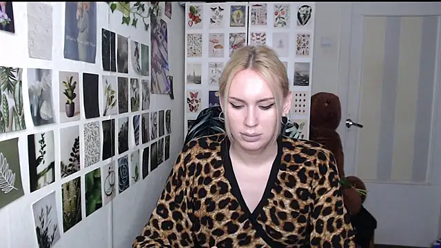 CapriScorpion online show from June 2026 01:13:01 PM