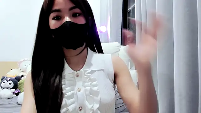 Lita-Julia online show from November 2025 02:07:02 PM