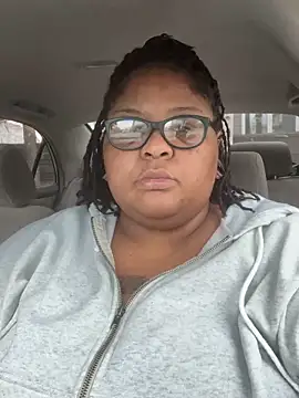 Snapshot of kweenxkarma chatting on September 2025 01:09:01 AM kweenxkarma online show from September 2025 01:09:01 AM