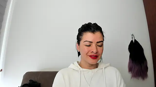 queen fetish online show from December 2024 03:43:01 PM