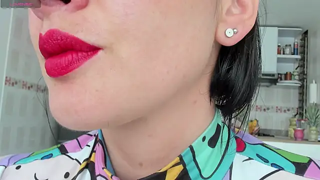 queen fetish online show from February 2025 01:58:01 PM