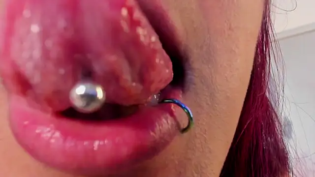 evelynjohnsoon online show from March 2025 03:34:01 PM