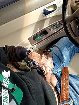 prettyboi6992 online show from March 2026 10:05:01 PM