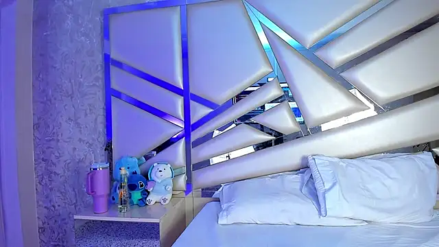 Miia002 online show from February 2026 12:14:02 AM